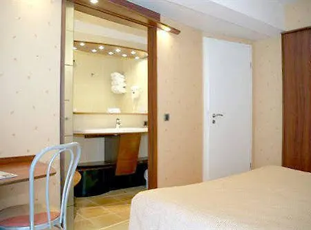 Pen'roc Hotel Châteaubourg